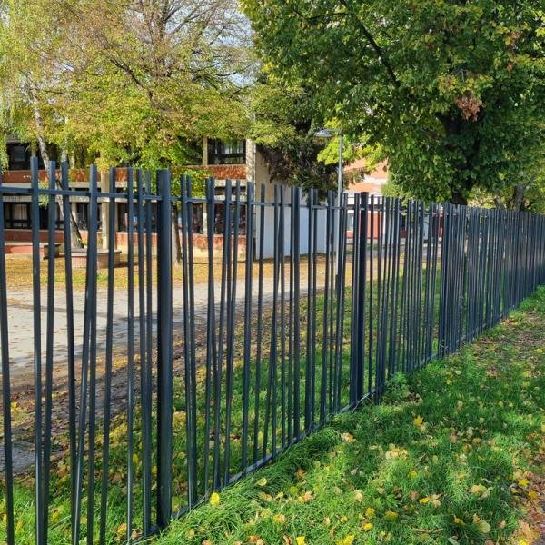 FR Fence or Railing Bamboo Style Panels and Profile Post B 4