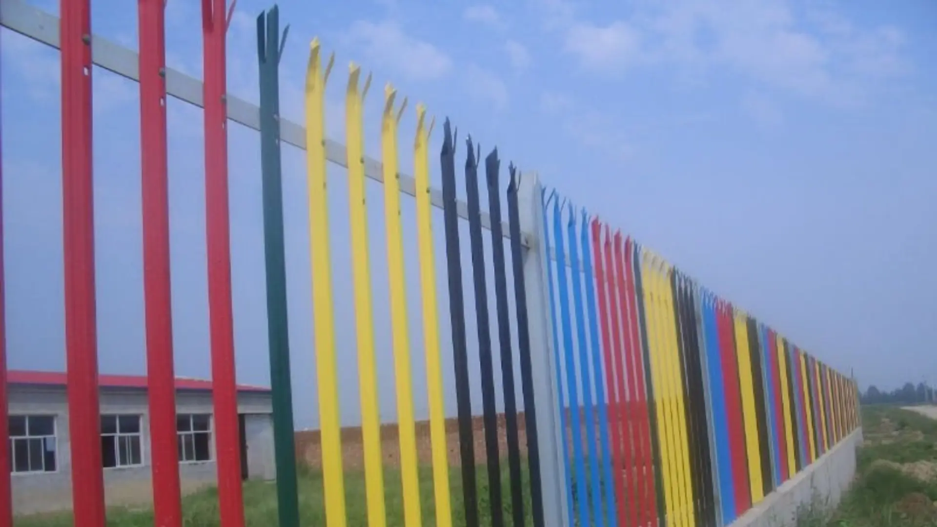 Galvanized-Steel-Palisade-Fence-Fencing