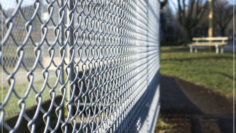 High-quality-galvanized-chain-link-fence