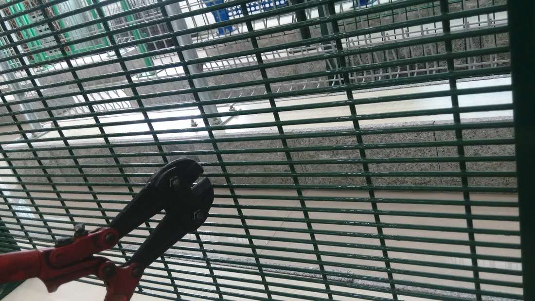 358 Mesh Fence / Anti-Climb Fence Manufacturer in China