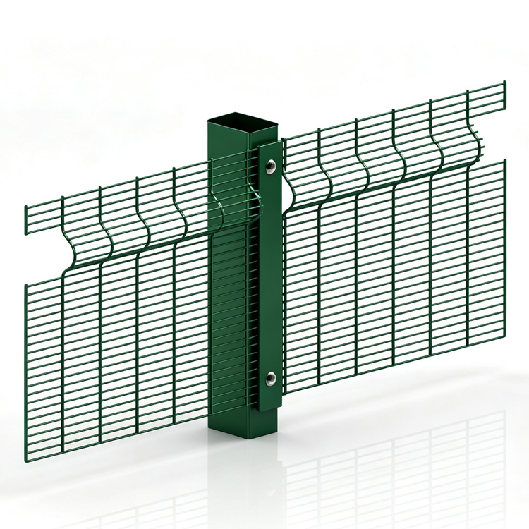 358G 3D Small aperture clear view fence