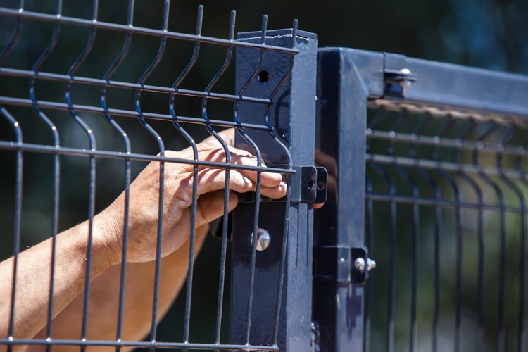 Fence panel-to-post fixing structure