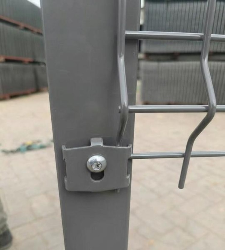High-security fence bolt connection detail