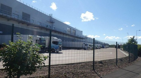 Logistics Park Fencing: From Area Separation to Cargo Security