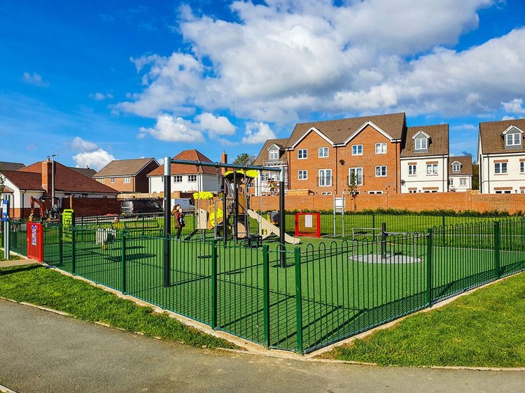 Children's play area | bow-top safety fence