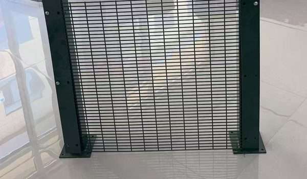 358 Fence model 1 358 Fence model 1