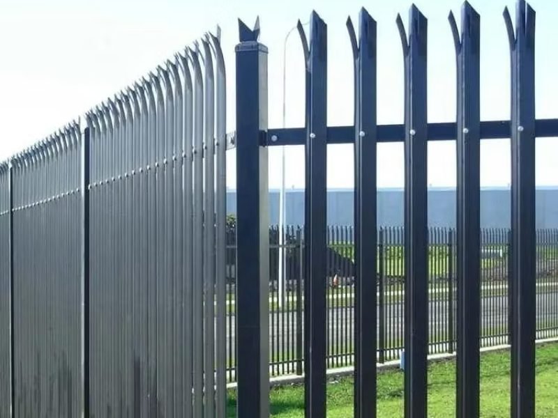 Hot-Sale-High-Security-Hot-Dipped-Galvanized-Palisade-Fence_