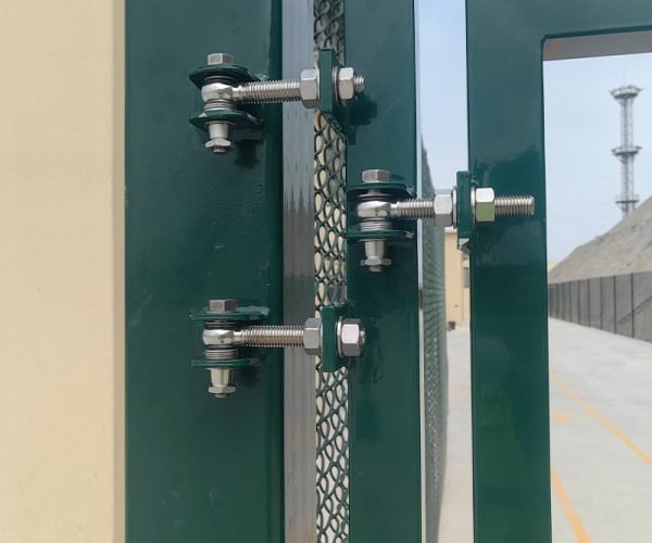 SSG-gate-post-connection-PNG.jpg SSG-gate-post-connection-PNG.jpg
